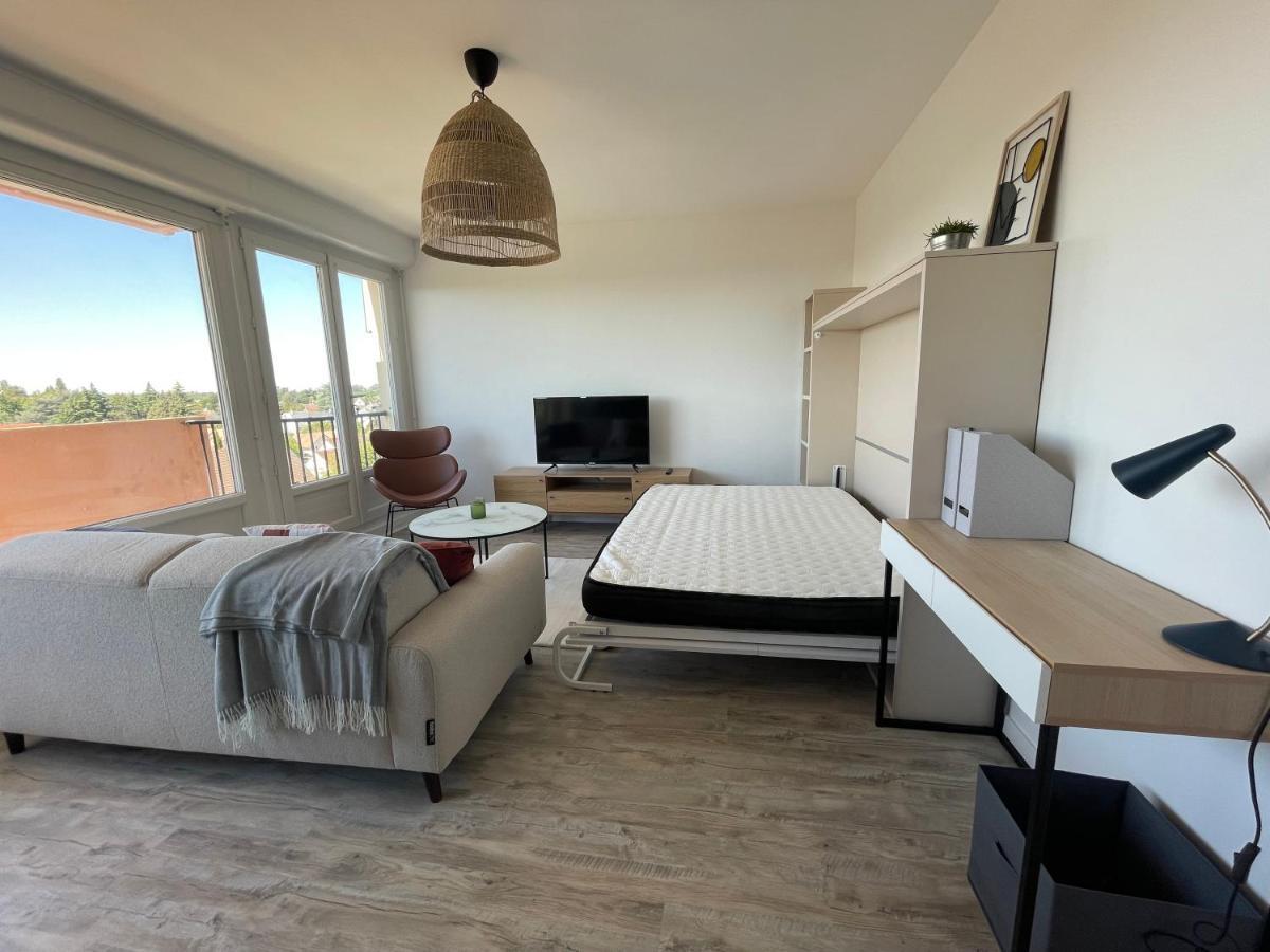 Studio Lumineux / Parking / Sud Loire Lägenhet Saint-Pryvé-Saint-Mesmin Exteriör bild